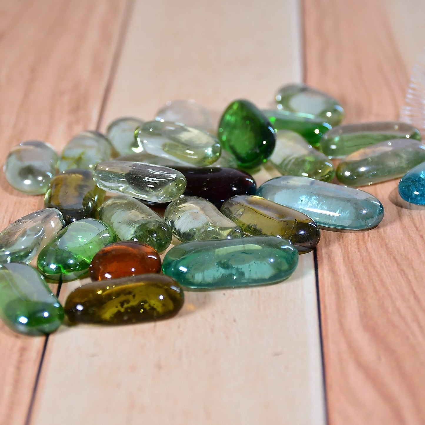 4016 Glass Gem Stone, Flat Round Marbles Pebbles for Vase Fillers, Attractive pebbles for Aquarium Fish Tank. DeoDap